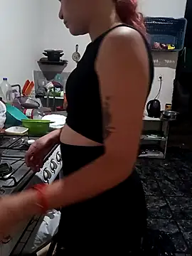 Scarlett-Leh online show from 02.19.25