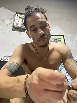 patito17 online show from 02.22.25