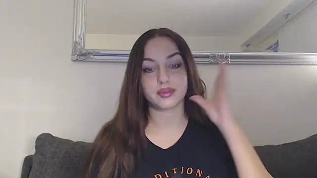 courtneyPerfect online show from 12.17.24