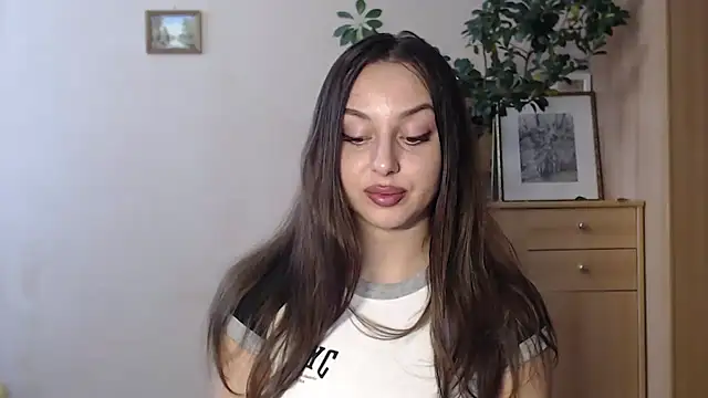 courtneyPerfect online show from 01.15.25