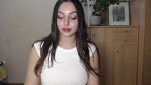 courtneyPerfect online show from 01.17.25