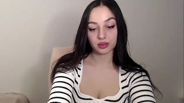 Snapshot of courtneyPerfect chatting on 02.10.26 courtneyPerfect online show from 02.10.26