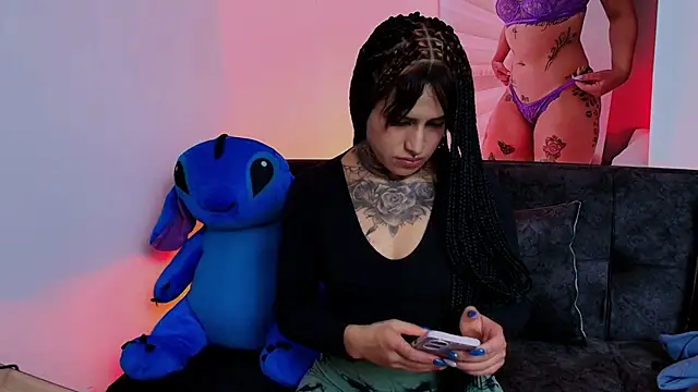 TinnaDawsom online show from 02.13.25