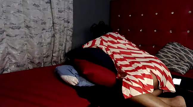 Foxybrownxx1 online show from 03.07.25