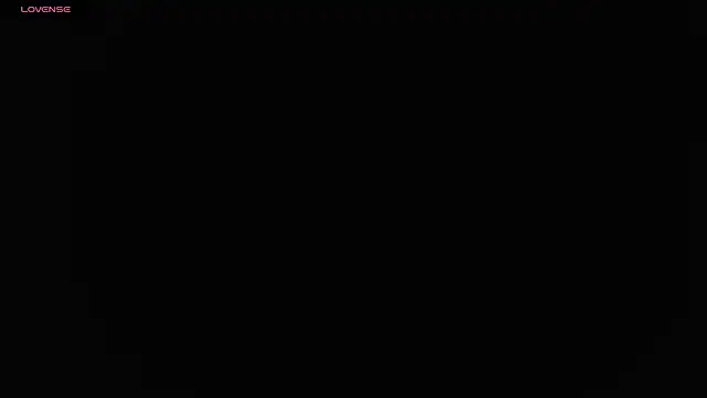 Snapshot of naomi_h1 chatting on 11.15.25 naomi h1 online show from 11.15.25