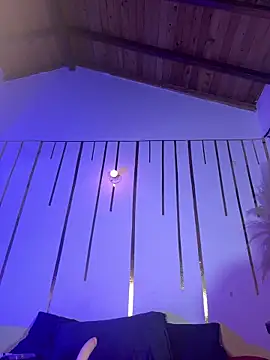 LylaLee111 online show from 01.20.25