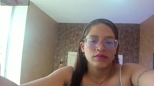 Snapshot of samantha__karolstone chatting on 01.29.25 samantha karolstone online show from 01.29.25