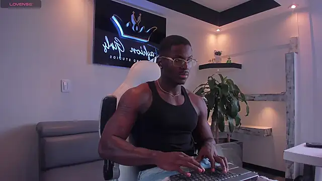 EthanTravis  online show from 03.05.25