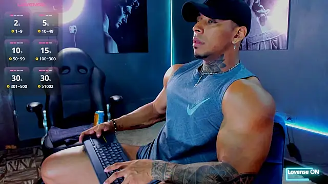 Snapshot of bradley_smith chatting on 09.18.25 bradley smith online show from 09.18.25