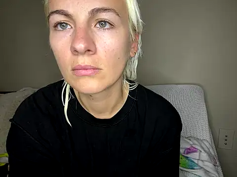 girlfriendmissy online show from 10.03.25