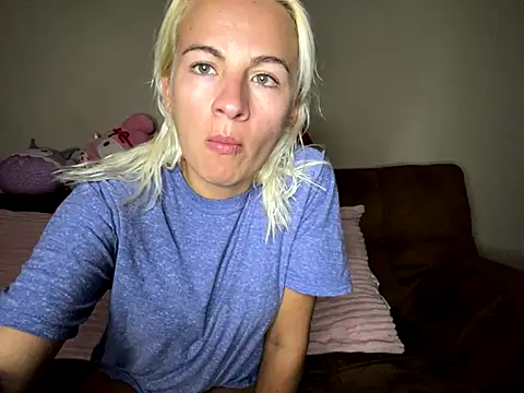 girlfriendmissy online show from 10.11.25