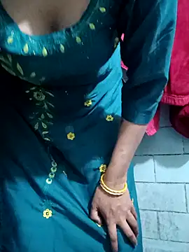 SAXYTannuja online show from 02.25.25