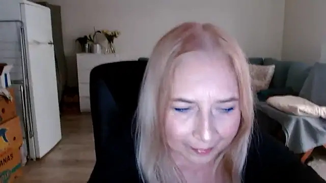 sofia xkiss online show from 01.20.25