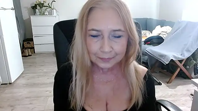 sofia xkiss online show from 01.23.25