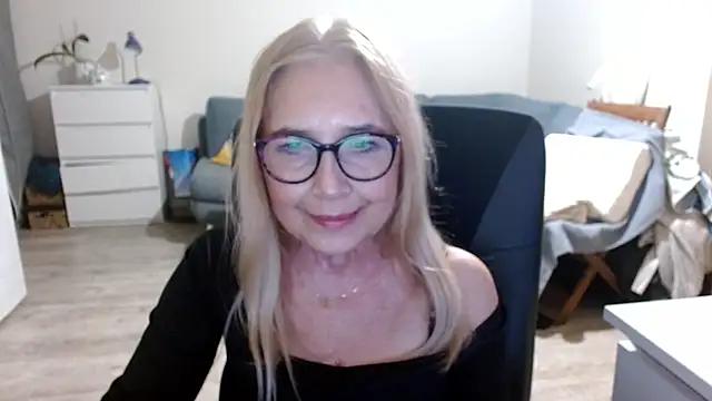 sofia xkiss online show from 02.09.25