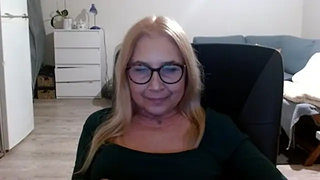 sofia xkiss online show from 02.21.25