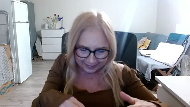 sofia xkiss online show from 03.13.25