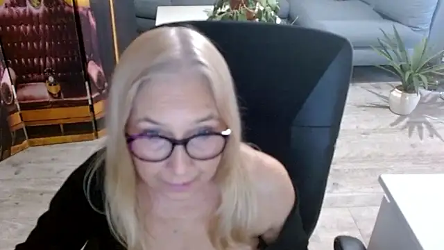 sofia xkiss online show from 02.01.26