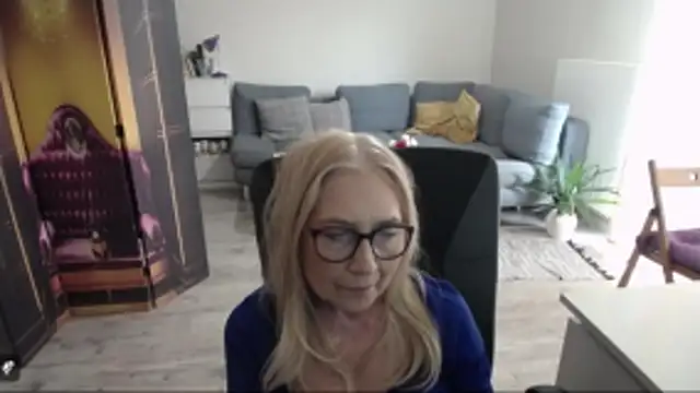 sofia xkiss online show from 04.13.26