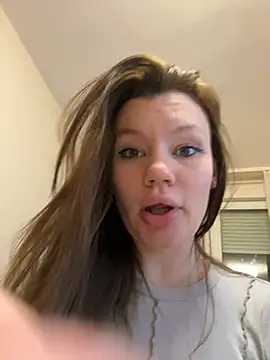 Snapshot of justmila chatting on 12.15.24 justmila online show from 12.15.24