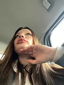 Snapshot of justmila chatting on 12.17.24 justmila online show from 12.17.24
