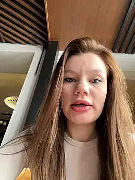 Snapshot of justmila chatting on 12.31.24 justmila online show from 12.31.24