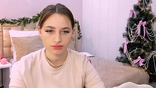 queenofjoyy online show from 12.14.24