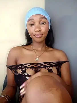 Shria107 online show from 10.30.25