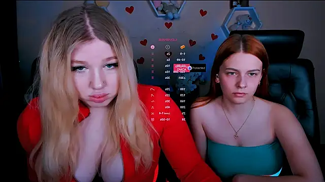 juli kisss online show from 03.21.25