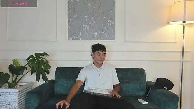 Snapshot of Austin_Cardieff chatting on 03.03.25 Austin Cardieff online show from 03.03.25