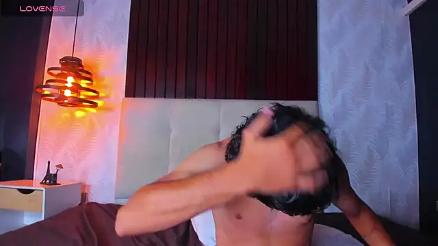 Snapshot of Austin_Cardieff chatting on 03.03.25 Austin Cardieff online show from 03.03.25