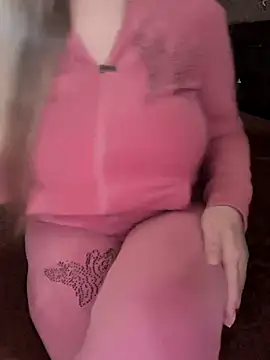 Snapshot of hayattt567 chatting on 03.30.26 hayattt567 online show from 03.30.26
