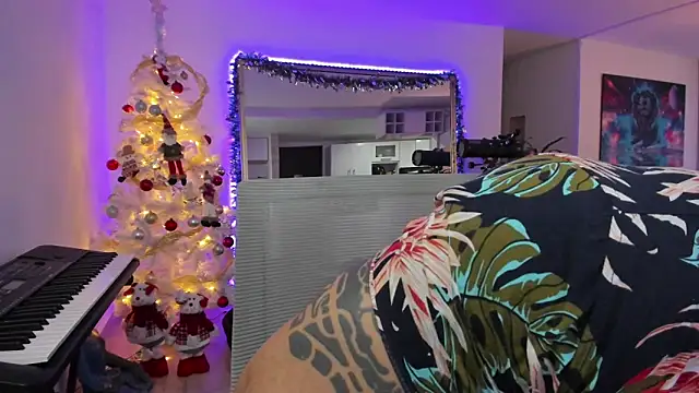 aaroncolombia online show from 12.05.24