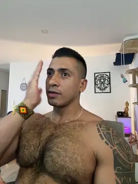 aaroncolombia online show from 09.15.25