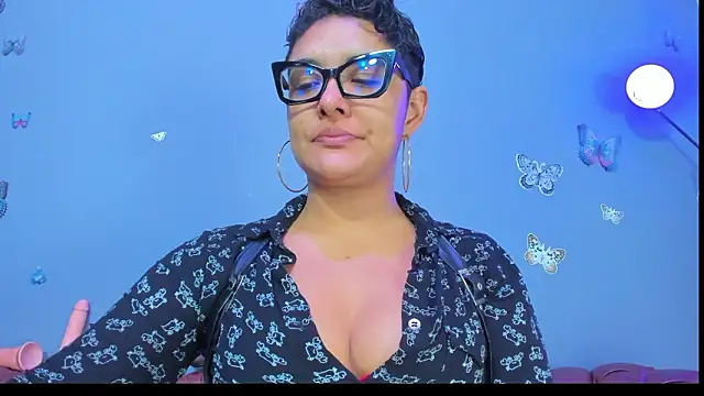 Kaira mosse online show from 01.15.26