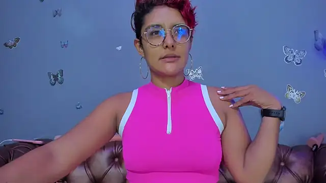 Kaira mosse online show from 05.06.26