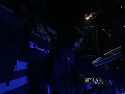 XMeF10 online show from 11.05.25