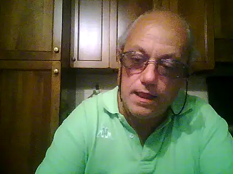 Snapshot of gianbragallini chatting on 09.17.25 gianbragallini online show from 09.17.25