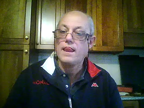 Snapshot of gianbragallini chatting on 11.15.25 gianbragallini online show from 11.15.25