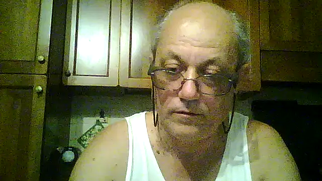 Snapshot of gianbragallini chatting on 07.28.26 gianbragallini online show from 07.28.26