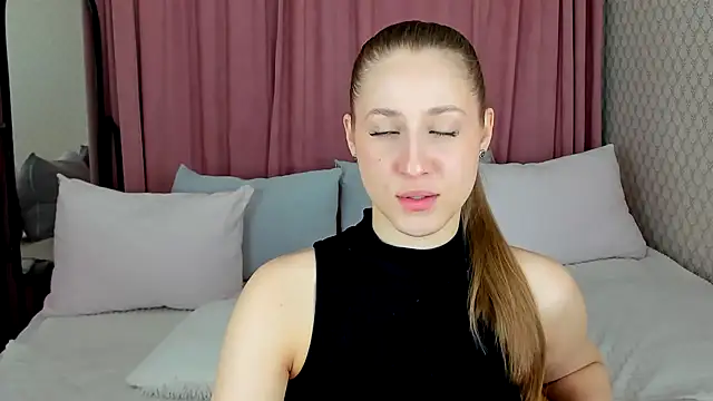 BritneyCruze online show from 12.12.24