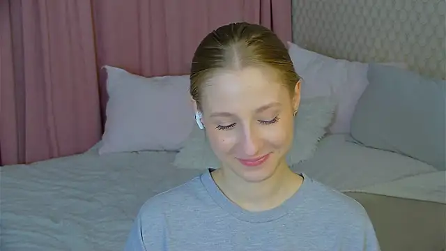 BritneyCruze online show from 03.03.25