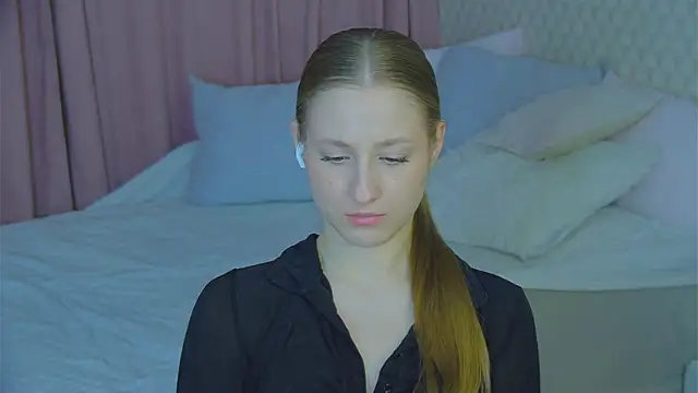 BritneyCruze online show from 03.10.25