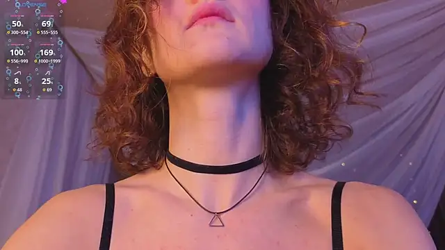 Snapshot of Soo_dreamy chatting on 11.20.25 Soo dreamy online show from 11.20.25