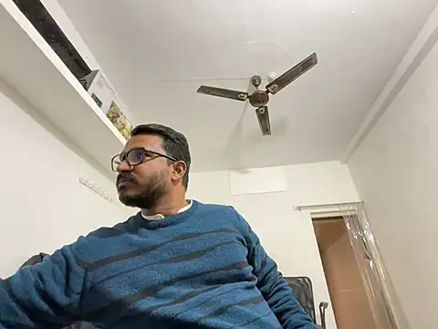 real meet girl finding in online show from 12.18.24