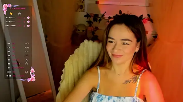 Snapshot of Bella_XO chatting on 07.22.26 Bella XO online show from 07.22.26