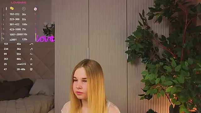 OdetteHarwick online show from 01.08.26