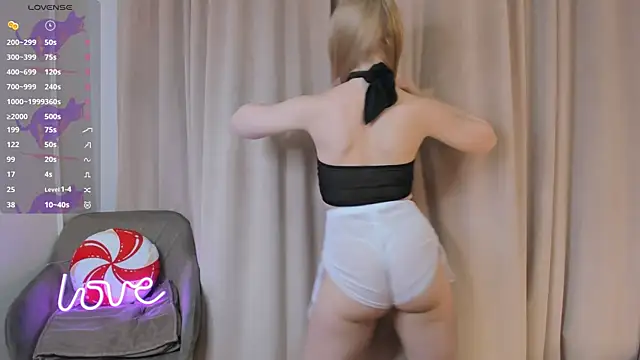 OdetteHarwick online show from 03.26.26