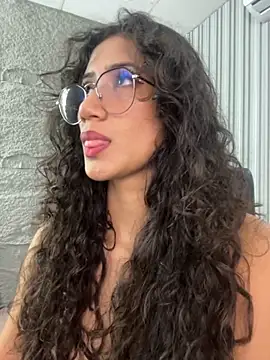 KaitlynLoveCam online show from 11.24.25