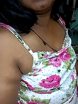 Snapshot of niketa__ chatting on 02.12.25 niketa online show from 02.12.25